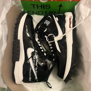 Authentic Nike/ collaboration off white sneakers. Size 10